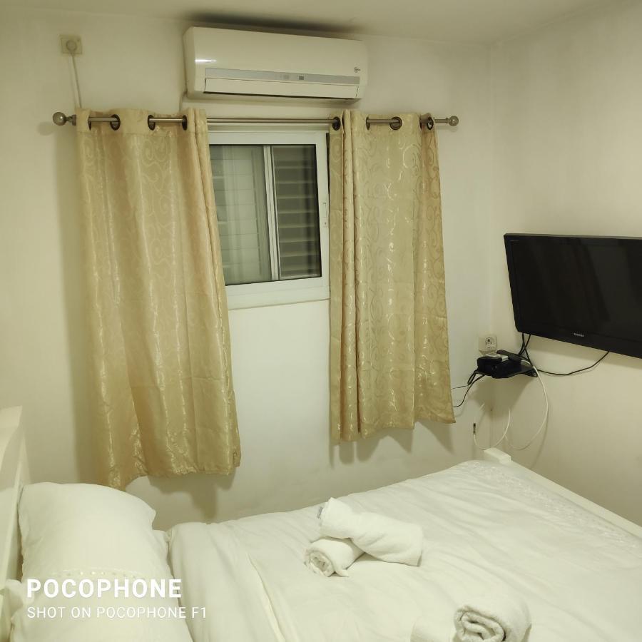 סוויטה של אלון Daire Arad Dış mekan fotoğraf